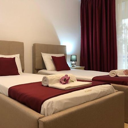 Academy Hotel Venus Dış mekan fotoğraf
