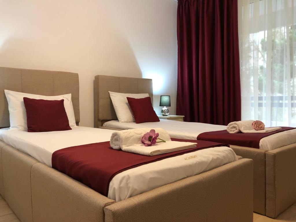 Academy Hotel Venus Dış mekan fotoğraf