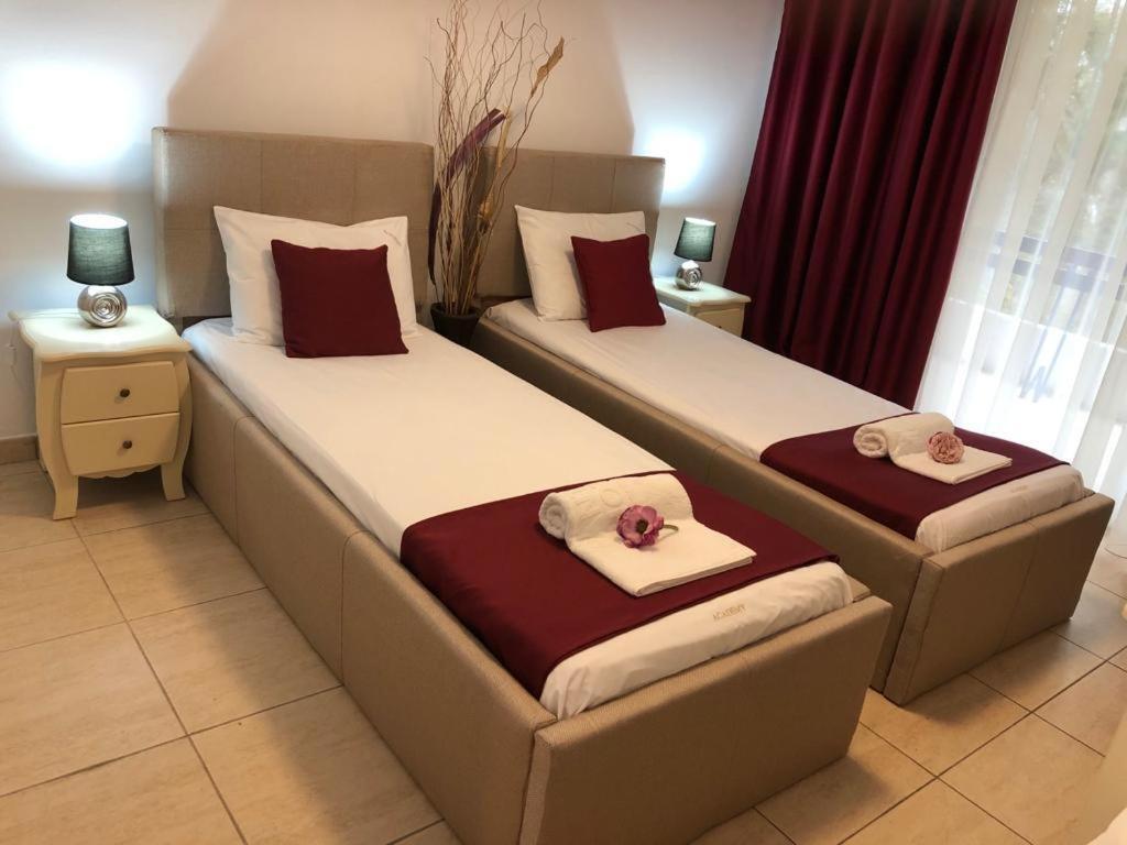 Academy Hotel Venus Dış mekan fotoğraf
