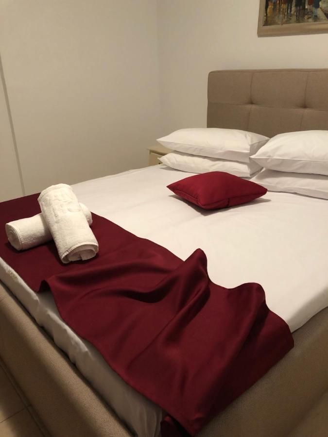 Academy Hotel Venus Dış mekan fotoğraf