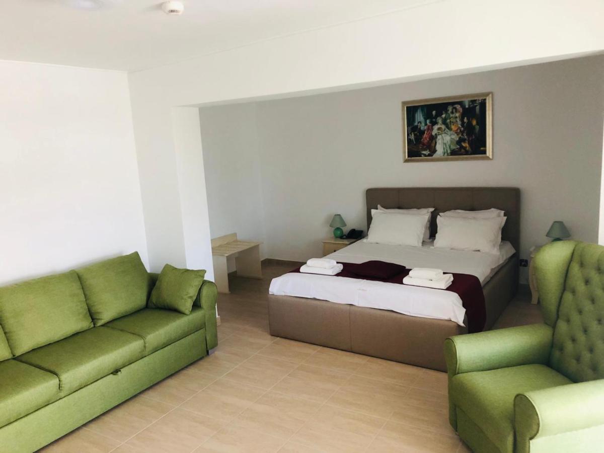 Academy Hotel Venus Dış mekan fotoğraf